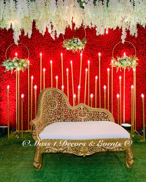 Red rose backdrop Bengali Wedding Backdrop, Bengali Marriage Decoration, Red Backdrop Ideas, Traditional Backdrop Decoration, Red Wedding Backdrop, Red Rose Backdrop, Red White Decor, Rose Backdrop, Red Roses Background