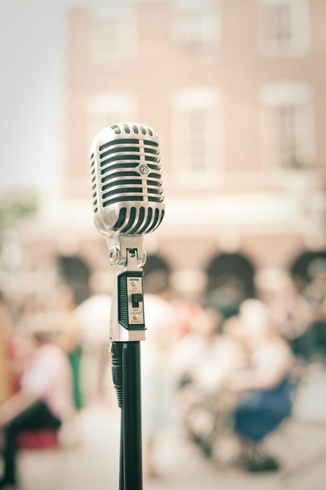 Style of microphone for MC/DJ - goes with the timeless, classic theme for wedding. Anthem Lights, Tori Vega, Motivational Speaking, Jade West, Sales Pitch, Yellow Brick Road, Vintage Microphone, Music Aesthetic, Music Love