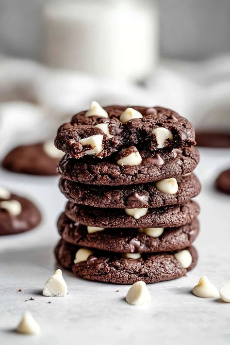 Double Chocolate Cookies White Chips, Chocolate White Chip Cookies, Chocolate Cookie With White Chips, Inside Out Chocolate Chip Cookies, Chocolate Cookies With White Chips, Chocolate White Chocolate Chip Cookies, White Chip Cookies, Cookies With White Chocolate Chips, Fluffy Cream Cheese Frosting