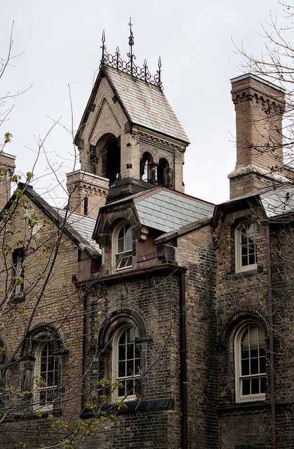 University of Toronto, University College by Billy Wilson Photography, via Flickr :) Vila Medieval, Era Victoria, His Dark Materials, Wuthering Heights, Dead Poets Society, The Infernal Devices, Foto Art, Dark Academia Aesthetic, Boarding School