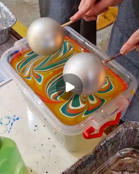 VIDEOS TUTORIALS 💞 on Instagram: "Satisfying water marbling 😍 Favorite?  Artist: @raynbowcrowstudios  - -  #tutorial #tipsandtricks #artistic #perfect #diyfood #diygifts #diyfashion #craft #inspiration #diyproject #cool #5minutecrafts #5mincrafts #diytutorial #hack #lifehacks #diy #diyideas #diys #diycraft #food #instagood #diyhomedecor #ideas #diycrafts #tips #diyvideo #diyfun #diyprojects #feelingcrafty" Marbling Techniques Tutorials, Hydrodipping Diy, Christmas Decor Ideas 2023, Christmas Decor Idea, How To Make Water, Marbles Crafts, Marbling Techniques, Farmhouse Table Decor, Water Marbling