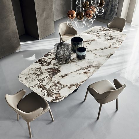 skorpio keramik | tables | Cattelan Italia Cattelan Italia Table, Dining Room Table Marble, Cattelan Italia, Marble Dining Table, Contemporary Dining Table, Luxury Dining Room, Marble Dining, Luxury Dining, Dining Table Marble