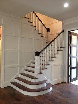 February 2014 Picture of the Month - traditional - Staircase - Atlanta - Southern Staircase Glass Stair Railing, Craftsman Staircase, Board Interior Design, Glass Stair, Tiled Staircase, Architecture Italy, Staircase Styles, Straight Stairs, Wood Balusters