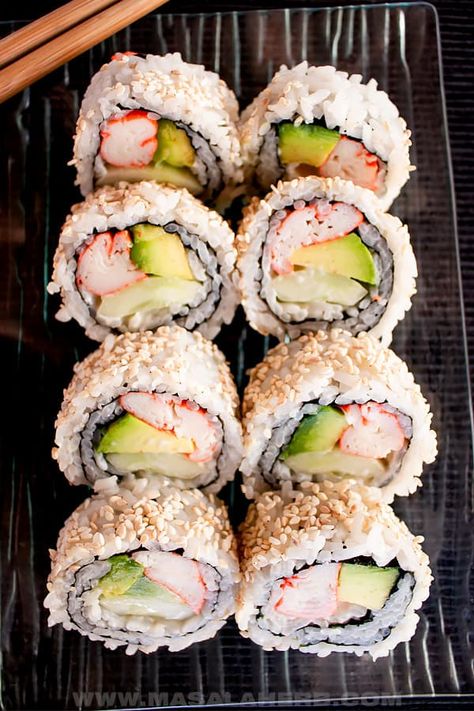 California Roll Sushi Recipe - How to make and roll an inside out Japanese maki sushi from scratch. With imitation crab, sushi rice, mayo. Healthier Asian dinner meal quick and easily prepared at home. www.MasalaHerb.com California Roll Sushi Recipe, Surimi Sushi, Sushi Recipe Video, Spicy California Roll, Crab Sushi, Kinds Of Sushi, California Roll Sushi, Healthy Sushi, Sushi Recipes Homemade