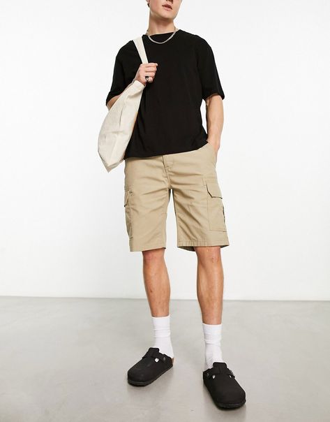 Mens Summer Fashion Shorts, Mens Cargo Shorts Outfit, Khaki Shorts Outfit Mens, Outfits With Khaki Shorts, Cargo Shorts Men Outfits, Khaki Outfit Men, Khaki Shorts Outfit, Outfits For Big Men, Cargo Shorts Outfit