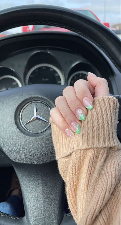 March Nails🌈🍀✨ Cute Nails For March, March Nails Ideas 2024, March Acrylic Nails, Cute March Nails, March Nails, February Nails, Sns Nails, Cute Nail Art, Christmas Wishlist