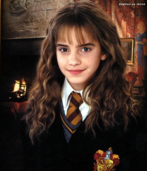 Hermione Granger Emma Watson Harry Potter, Rowling Harry Potter, Hp Harry Potter, Harry Potter Hermione Granger, Buku Harry Potter, Harry Potter Tumblr, Harry Potter Hermione, Wizarding World Of Harry Potter, Harry Potter Series