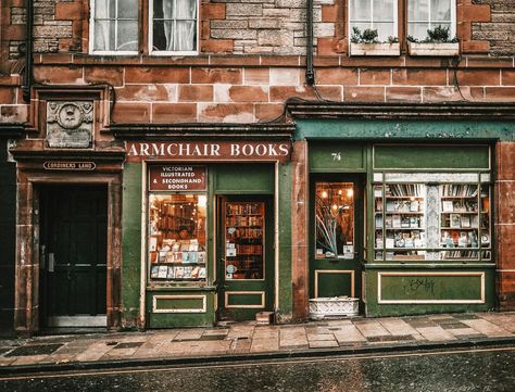 Bookshop Café, Old Town Edinburgh, Best Of Scotland, Scotland Highlands, Edinburgh Scotland, Dream City, Old Book, Autumn Cozy, Calabria