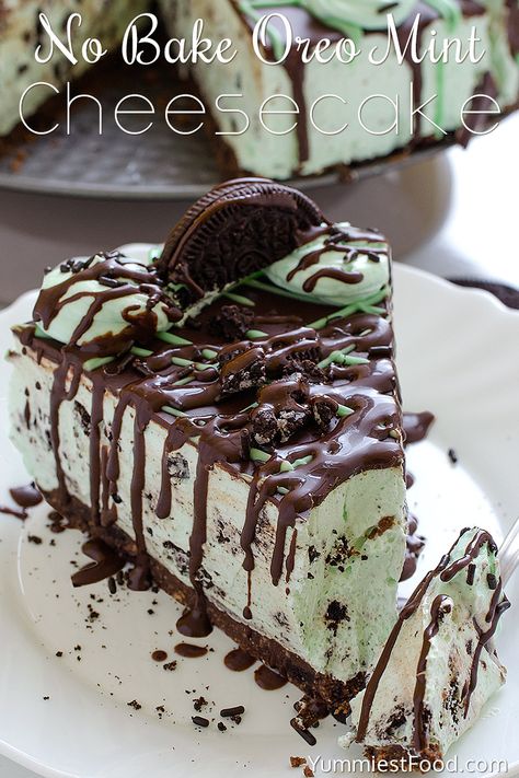 No Bake Oreo Mint Cheesecake Mint Chocolate Cheesecake Recipes, Andes Cheesecake, Mint Cheesecake Recipes, Chocolate Mint Desserts, Andes Mint Cheesecake, Best No Bake Cheesecake, Mint Chocolate Desserts, Mint Chocolate Cheesecake, Mint Desserts