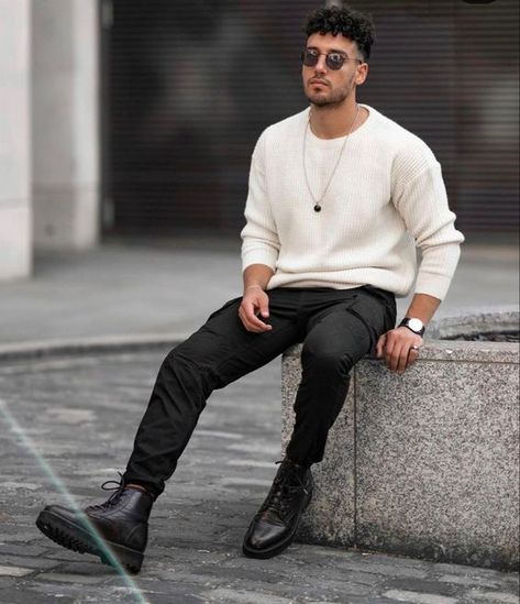 Winter Outfit Jeans, Edgy Outfits Men, Jeans Winter Outfit, Winter Fashion Formal, European Fashion Winter, Outfits Quotes, Jeans Aesthetic, Stil Masculin, Bakal Suami