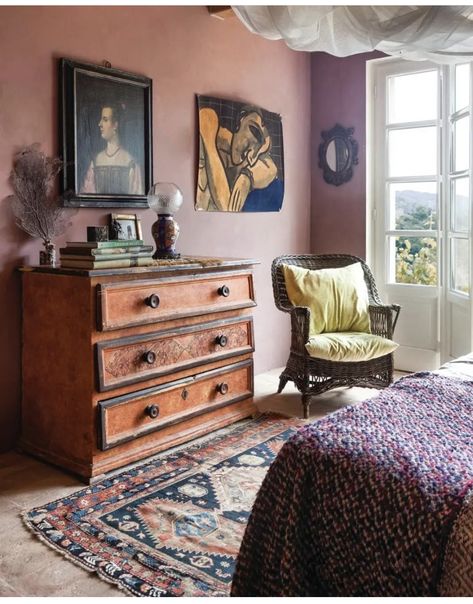 Bedroom Open Wall Ideas, Italian Inspired Bedroom, Vintage Decor Bedroom, Colorful Eclectic Bedroom, Decor Bedroom Ideas, Italian Bedroom, Vintage Bedroom Decor, Chicago Apartment, Liguria Italy