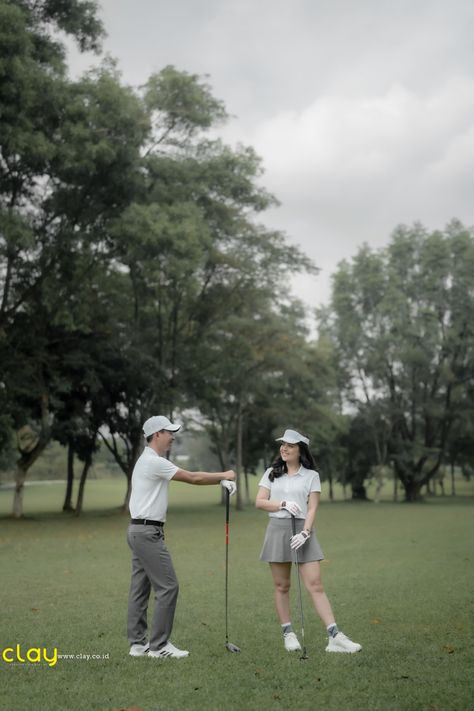 Golf Prewedding, Prewed Hijab, Outdoor Proposal, Prenup Shoot, Prewedding Shoot, Photoshoot Outdoor, Travel Tshirt, Pre Wedding Photoshoot Outdoor, Golf Theme