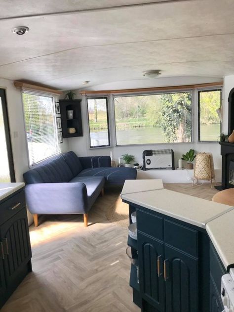 Static Caravan Makeover, Old Caravan, Caravan Interior Makeover, Caravan Conversion, Caravan Living, Static Caravan, Caravan Home, Mobile Home Makeover, Mobile Home Renovations