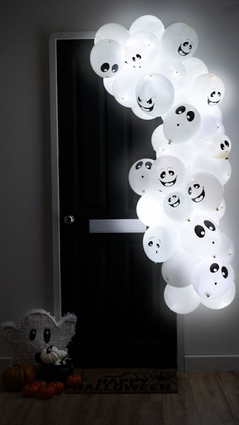 Halloween Decorations Children, Ghost Theme Party Halloween Decorations, Ghost Balloon Arch, Ghost Balloons Diy, Ghost Balloon Garland, Ghost Themed Trunk Or Treat, Casper Halloween Decorations, Halloween Birthday Balloons, Ghost Party Decorations