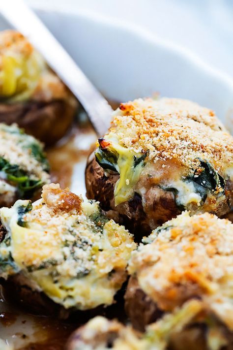 Spinach Artichoke Dip Stuffed Mushrooms (video) | Creme de la Crumb Artichoke Dip Stuffed Mushrooms, Baked Spinach Artichoke Dip, Mushrooms Stuffed, Spinach And Artichoke Dip, Cheesy Spinach, Baked Mushrooms, Elegant Appetizers, Stuffed Mushroom, Spinach Artichoke Dip