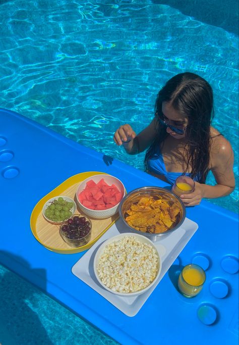 #aesthetic #pool #picnicfoodideas #picnicday #friends #foodislove #food #summerrecipes #summervibes Pool Picnic, Aesthetic Pool, Picnic Foods, Summer Recipes, Summer Vibes, Pool, Sun