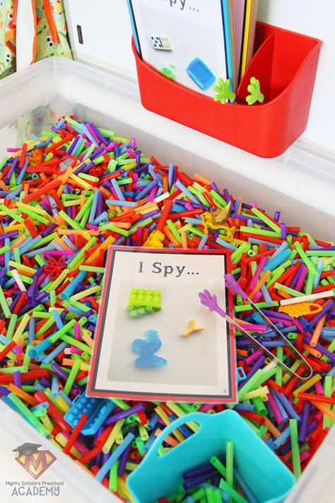 Prek Sensory, Preschool Sensory Bins, Preschool Sensory Table, Kindergarten Sensory, Preschool Tables, Toddler Sensory Bins, Sensory Table Ideas, Sensory Tables, Sensory Tubs