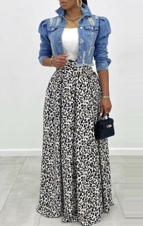 Neutral Dresses, Modesty Outfits, Leopard Skirt, Modesty Fashion, Printed Maxi Skirts, Casual Chic Outfit, Lookbook Outfits, Outfits Summer, Mode Outfits