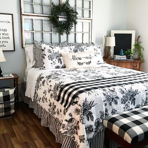 I love using black and white and mixing patterns! White Guest Bedroom, Farmhouse Bedroom Bedding, Farmhouse Guest Bedroom, Black White Bedrooms, Neutral Bedroom Decor, Metal Platform Bed Frame, French Country Bedrooms, Farmhouse Bedding, Cottage Bedroom