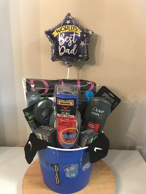 Cute Father’s Day Basket, Fathers Day Gifts Baskets Ideas, Father’s Day Basket, Fathers Day Basket Ideas, Easy Fathers Day Gifts, California Gift Basket, Fathers Day Gift Basket Ideas, Fathers Day Basket, Dad Gifts Basket