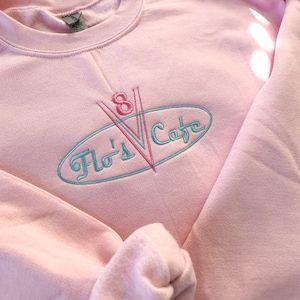 Cute Disney Outfits, Disneyland Outfits, Embroidered Crewneck, Cute Sweatshirts, Embroidered Sweatshirt, Embroidered Clothes, Disney Shirts, Embroidered Sweatshirts, Cute Disney