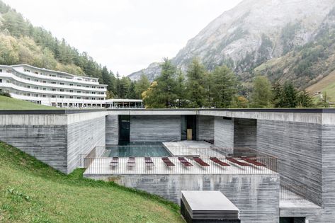 Peter Zumthor House, Zumthor Architecture, Peter Zumthor Architecture, Therme Vals, Casa Wabi, Peter Zumthor, John Pawson, Thermal Bath, Famous Architects