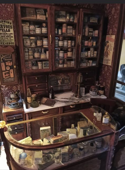 Antique Store Aesthetic Dark, Oddity Shop Aesthetic, Potion Shop Aesthetic, Oddities Shop Aesthetic, Old Antique Shop, Old Pharmacy Aesthetic, Vintage Pharmacy Aesthetic, Small Shop Aesthetic, Magic Shop Aesthetic