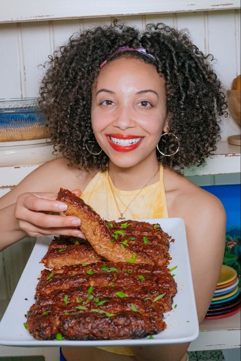 Vegetarian Ribs Recipes, Vegan Short Ribs, Jackfruit Ribs Vegan Recipes, Vegan Ribs Jackfruit And Beyond Meat, Vegan Bbq Dishes, Vegan Juana, Plant Based Soul Food Recipes, Vegan Pork Chops, Soul Food Vegan Recipes