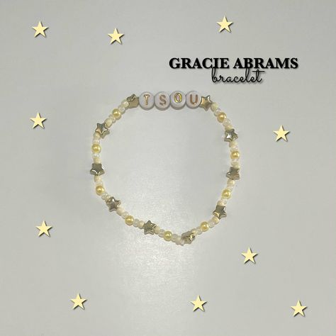 Gracie Abrams Bracelet Idea, Gracie Abrams Friendship Bracelet, Beads On Laces, Gracie Abrams Bracelet, Gracie Concert, Concert Bracelets, Taylor Bracelets, Eras Bracelets, Rice Bead Bracelet