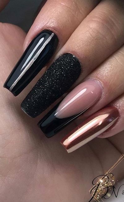 24 Ridiculously Gorgeous Rose Gold Nail Designs That Will Take Your Breath Away | Polish and Pearls Black And Rose Gold Sparkle Nails, Rose Gold And Black Nail Ideas, Black Chrome And Glitter Nails, Bronze Nails Designs Rose Gold, Black And Gold Holiday Nails, Black And Rose Gold Nails Acrylic, Nails Black And Rose Gold, Black Rose Gold Nails, Rose Gold Chrome Nails Designs