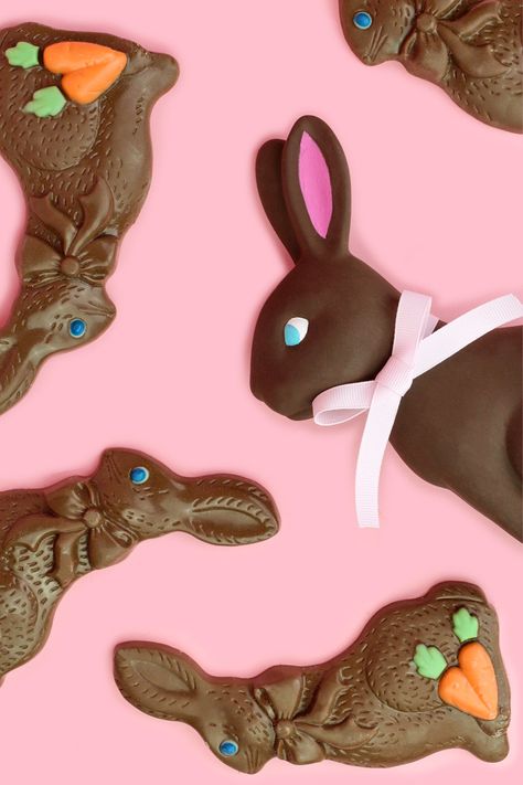 Easter Shoot, Easter Beagle, Food Collage, Easter Food Crafts, Chocolate Bunnies, Easter Photoshoot, Easter 2024, Diy Dye, Chocolate Rabbit