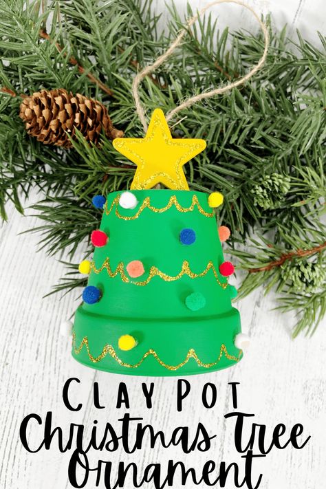 Flower Pot Christmas Tree Ornament, Terra Cotta Pot Christmas Tree, Terra Cotta Christmas Ornaments, Christmas Crafts At School, Mini Flower Pot Ornaments, Terra Cotta Pot Ornaments, Clay Pot Gingerbread House, Christmas Crafts With Mini Clay Pots, Tiny Terra Cotta Pot Ideas