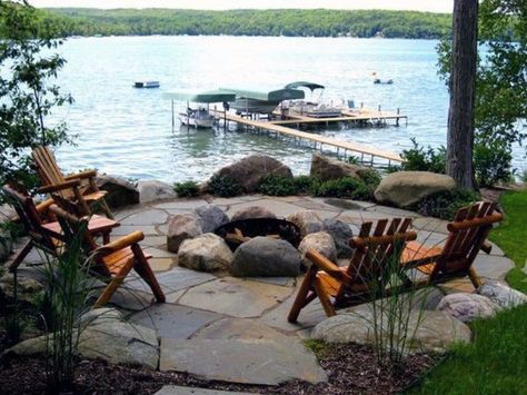 Top 60 Best Outdoor Fire Pit Seating Ideas - Backyard Designs Firepit Seating, Diy Fire Pit Ideas, Lake Landscaping, Outdoor Fire Pit Seating, Backyard Seating Area, Fire Pit Furniture, Seating Ideas, Stone Patio, Lakeside Living