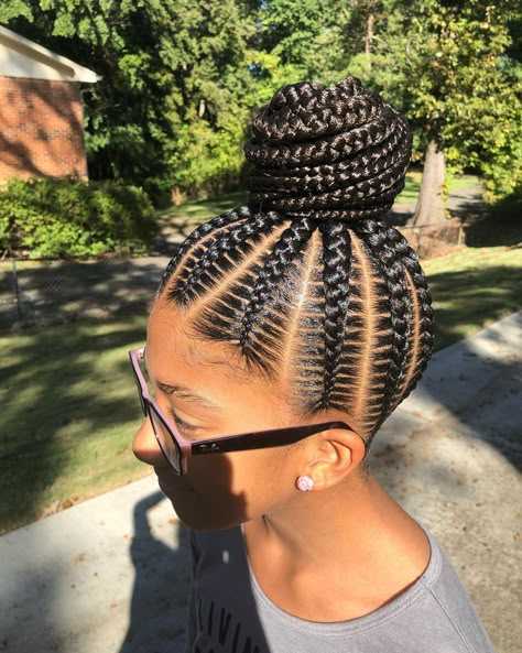 Braids By Chinia LLC on Instagram: “Do y’all like it better UP or DOWN? Comment down below💕 ———————————�————————————-#atlbraids #atlbraider #atlbraiders #atlantabraids…” Stitch Braid Hairstyles, Stitch Braids Hairstyles, Stitch Braid, Bun Ponytail, Braiding Styles, Feed In Braids Hairstyles, Twist Braid, African Hair Braiding Styles, Braided Cornrow Hairstyles