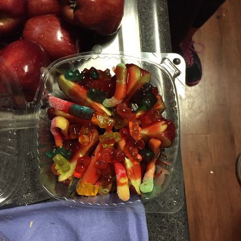 Apples Preparadas, made with Tamarindo, Lucas Powder, gummy worms and gummy bear with splashes of Chamoy!! Chamoy Recipes, Food Sale Ideas, Chamoy Apples, Mexican Antojitos, Mexican Fruit, Spicy Candy, Mexican Snacks, Mexican Dessert Recipes, Single Serve Desserts