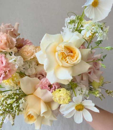 ⁣ a little blush & yellow to start your week! ✨⁣ ⁣ this week marks the start of a three week back to back to back wedding extravaganza for us and we’re so excited!! Let’s do it! #wedding #weddinginspiration #weddingflowers #weddingflorist #weddingworld #weddingvendor #coloradowedding #coloradoweddingflorist #underthefloralspell #florist #floristlife Blush Pink And Yellow Wedding, Light Pink And Yellow Wedding, Pink And Yellow Wedding Theme, Pastel Yellow Wedding, Romantic Spring Wedding Ideas, Wedding Ideas Yellow, Yellow And Pink Wedding, Pale Yellow Weddings, Pink And Yellow Wedding