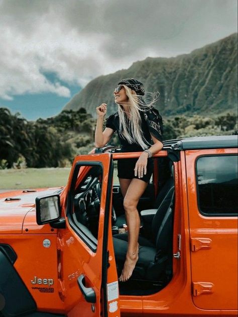 Car Pics Instagram, Jeep Wrangler Girl, Jeep Baby, Instagram Boys, Car Photoshoot, Jeep Photos, Jeep Camping, Car Poses, Instagram Baddie