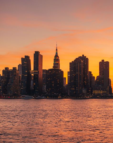 Sunset over the Manhattan skyline and East River from Long Island City, Queens, New York City City Sunset, Sunset City, Manhattan Skyline, East River, Island City, Queens New York, Hotel Motel, Posters Framed, City Car