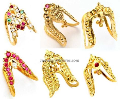 Six beautiful designs of 22 caart Gold Vanki ring by Totaram jewellers.Vangi or Kanganam or kai Kaapu is commonly used to ward off evil lucks. It has its own significance in Vedic terms. There are lot of ornaments which are used from time immemorial. This is called as Neli ring in Tamilnadu. Related PostsPeacock Vanki … Vonku Ring Design Gold, Vanki Ring Gold, Prathanam Ring Designs, Vanku Rings Gold, Gold Vanki Ring Designs, Vangi Ring, Vanki Ring Design, Shoulder Length Lob, Vanki Designs Jewellery