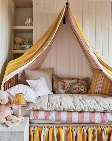 Room Decor Essentials, Buchanan Studio, Kids Bedroom Inspiration, Kids Room Inspiration, Shared Room, Girl’s Room, Toddler Bedrooms, Modern Scandinavian, Big Girl Rooms