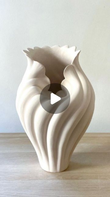 Mukesh Kumar on Instagram: "@moran.trabelsi   "VASE MAKING PROCESS"" Modern Pottery Designs, Sculptural Vase, Ceramic Vase Handbuilt, Slab Vase Ceramics, Handmade Ceramics Vase Modern, Handmade Pottery Vases Contemporary, Handmade Ceramics Vase Contemporary, Raku Ceramics, Handmade Vase