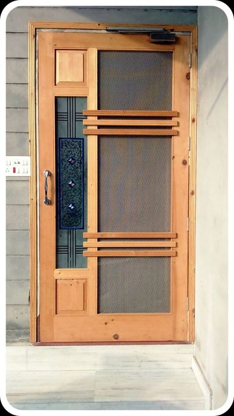 Jaali Door Design Wooden, Mosquito Door Design, Wood Door Design, Net Door, Arsitektur Art Deco, Exterior Door Designs, Flush Door Design, Single Door Design, Door Design Photos