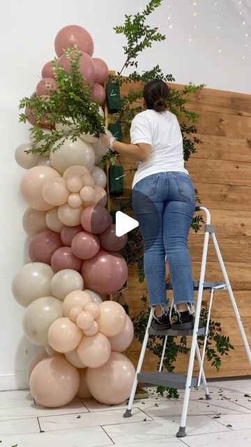 Margaret| Venue + Event Planner on Instagram: "People who work for cheap or free are destroying this industry 🙌🏻   Event planner @margaret_viruet  Balloons by @bellasballoonsncreations   #eventplanners #successquotes #fridayvibes #fridayquotes #fridayfeeling #fridayquote #knowyourworth #knowyourself  #successtips #successfulmindset #motivation #motivationalquotes #motivationsunday #successgoals #50thbirthday #birthdaycelebration #birthdaycelebrations🎉 #birthdaycelebrations🎉🎂 #birthdaycelebrations🎂" Balloons With Flowers Garland, Balloon Arch With Florals, Flowers In Balloon Garland, How To Add Flowers To Balloon Garland, Greenery Wall With Balloons, Rectangle Balloon Arch, Unique Balloon Ideas, Balloon Garland Outdoor, Balloon Garland With Flowers