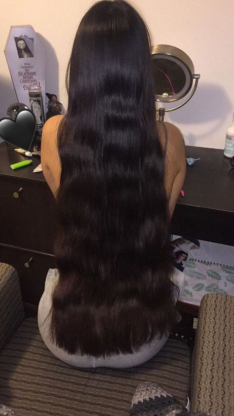 Very Long Dark Brown Hair, Very Long Dark Hair, Tailbone Length Hair, Shampoo Bomba, Faster Hair Growth, Wispy Hair, Hair Styels, Long Shiny Hair, Long Indian Hair