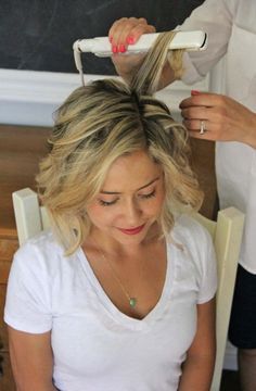 Beach Waves For Short Hair, Short Hair Waves, How To Curl Short Hair, Frizz Free Hair, Wavy Hairstyles, Hair Done, Short Blonde, Great Hair, Hair Waves