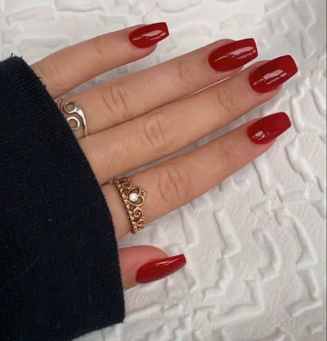 Short Nails Nail Art, Art For Short Nails, Nail Art For Short Nails, Short Red Nails, Prom Nails Red, Nails Medium Length, Red Gel Nails, Dark Red Nails, Plain Nails