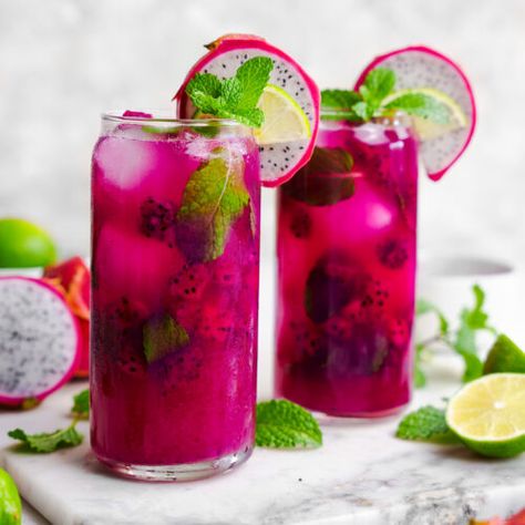 Dragon Fruit Mojito Recipe, Fruit Mojito, Dragon Fruit Juice, Dragonfruit Recipes, Yellow Dragon Fruit, Pink Dragon Fruit, Mojito Mocktail, Dragon Fruit Smoothie, Mocktail Recipes