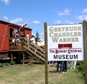 Putnam, Connecticut Boxcar Children Project, Putnam Connecticut, The Boxcar Children, Boxcar Children, Homeschool Field Trips, Five In A Row, Kids Book Series, Children Books, Union Square