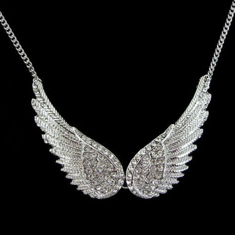 Big Angel Wings, Silver Necklace Designs, Wings Necklace, Healing Stones Jewelry, Wing Jewelry, Angel Wing Necklace, Chunky Necklaces, Contemporary Necklace, Art Deco Bracelet