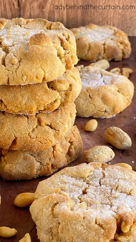 Grandmas Peanut Butter Cookies Recipe, Levain Peanut Butter Cookies, Peanut Butter Filled Cookies, My Recipes Saved, Shortening Cookies, Artist Cookies, Chewy Cookie Recipes, Thick Peanut Butter Cookies, Best Peanut Butter Cookies Ever